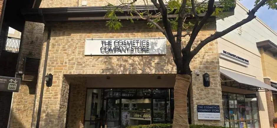 The Cosmetics Company – Shinsegae Simon Premium Outlet Busan Branch [Tax Refund Shop] (더코스메틱컴퍼니스토어 신세계사이먼프리미엄아울렛 부산점)