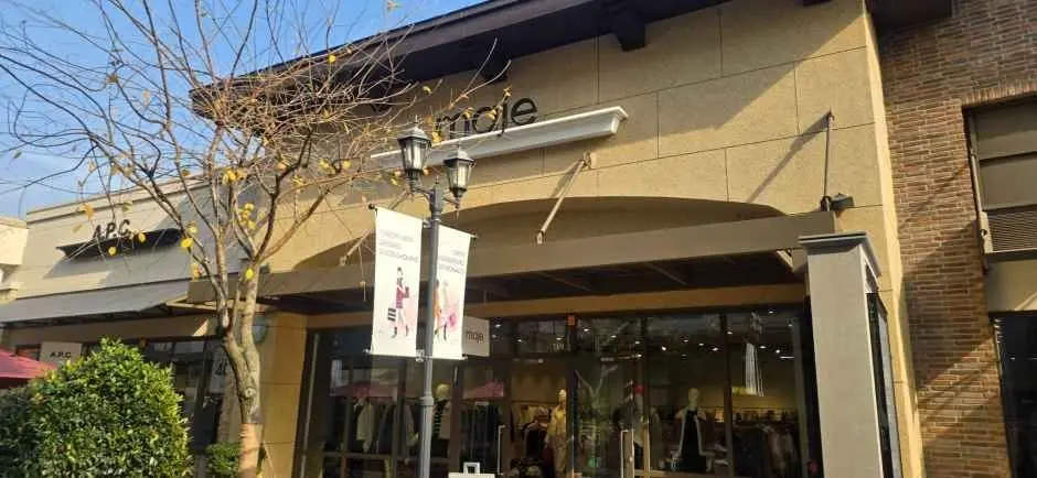 Idl Maje – Shinsegae Simon Premium Outlet Busan Branch [Tax Refund Shop] (마쥬 신세계사이먼프리미엄아울렛 부산점)