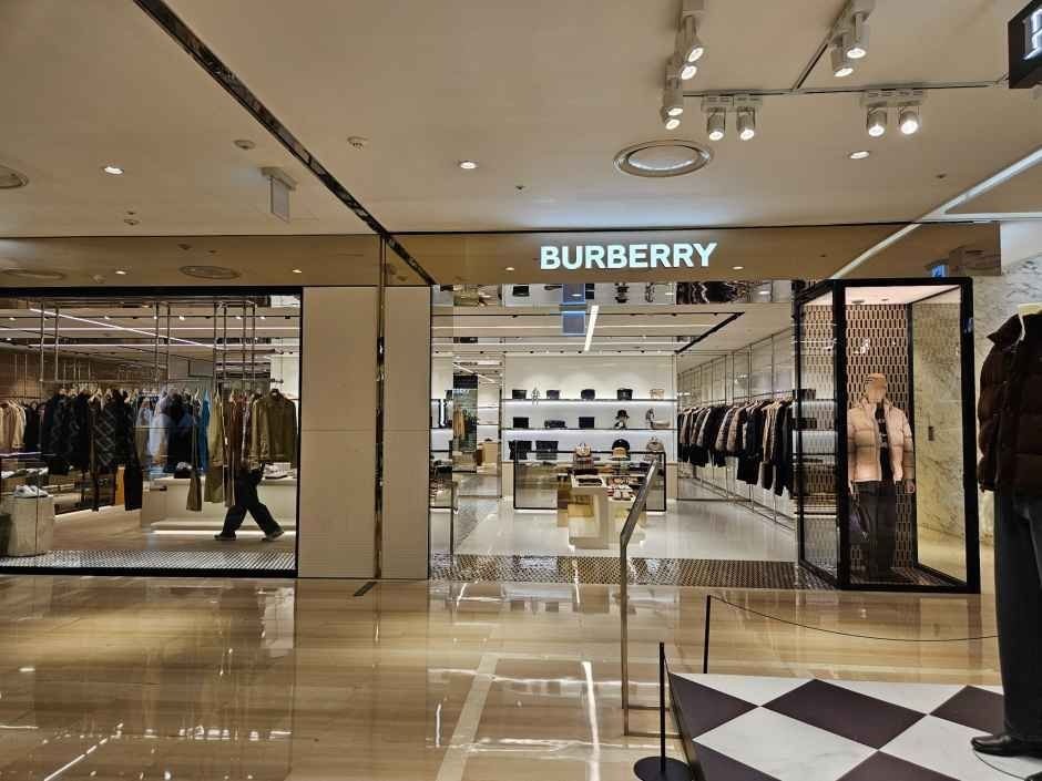 BURBERRY Men – LOTTE Department Store Busan Main Branch [Tax Refund Shop] (버버리맨즈 롯데백화점 부산본점)
