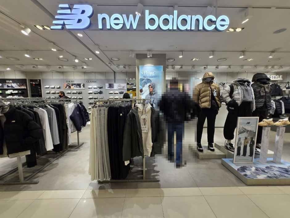New Balance Hadan-dong Branch [Tax Refund Shop](뉴발란스 하단동점)