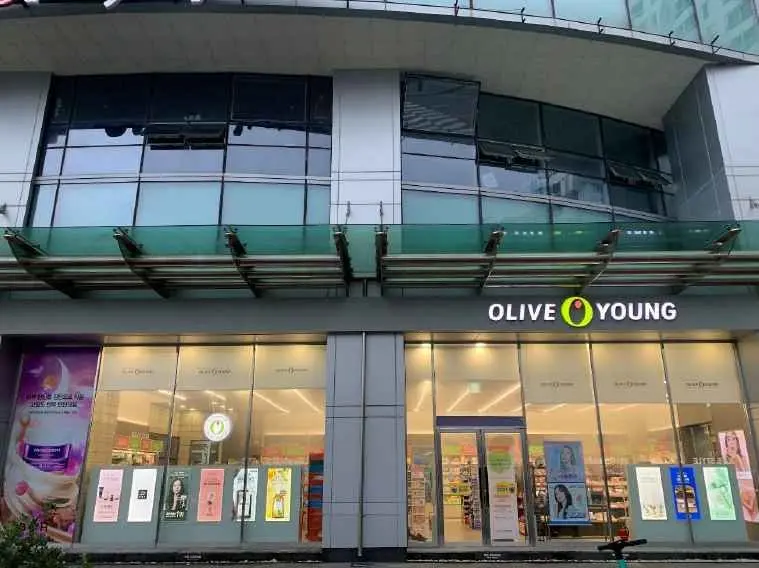 Olive Young – Marine City Branch [Tax Refund Shop](올리브영 마린시티점)