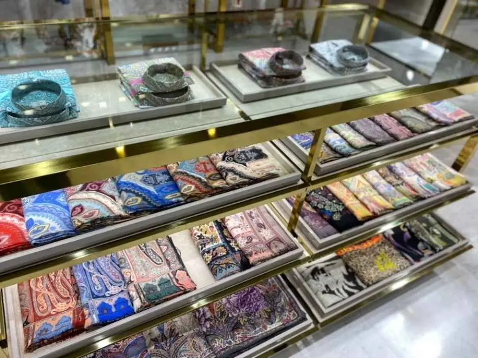 Etro – Lotte Department Store Ulsan Branch [Tax Refund Shop] (에트로 롯데백화점 울산점)