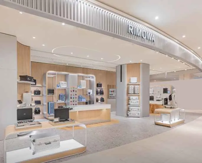 Rimowa – Shinsegae Department Store Centum City Branch [Tax Refund Shop] (리모와 신세계백화점 센텀시티점)