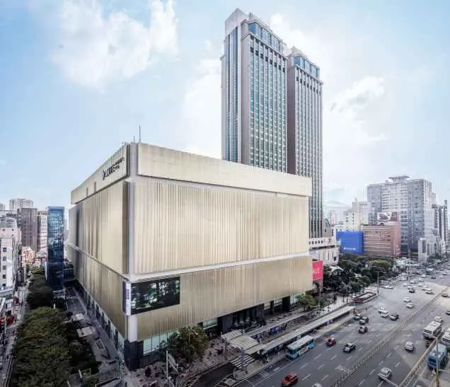Le Creuset – LOTTE Department Store Busan Main Branch [Tax Refund Shop] (르크루제 롯데백화점 부산본점)