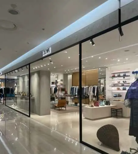 Loewe – LOTTE Department Store Busan Main Branch [Tax Refund Shop] (로에베 롯데백화점 부산본점)
