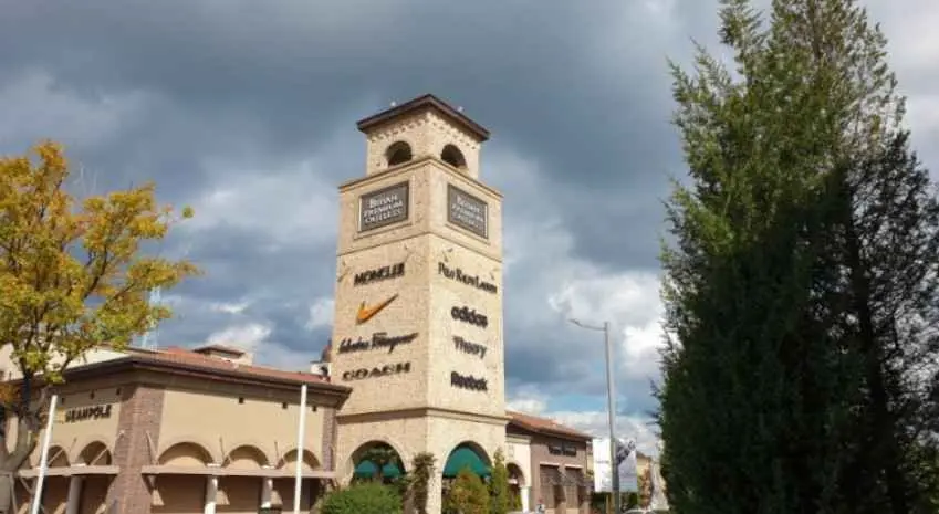 New Era – Shinsegae Simon Premium Outlet Busan Branch [Tax Refund Shop] (뉴에라 신세계사이먼프리미엄아울렛 부산점)