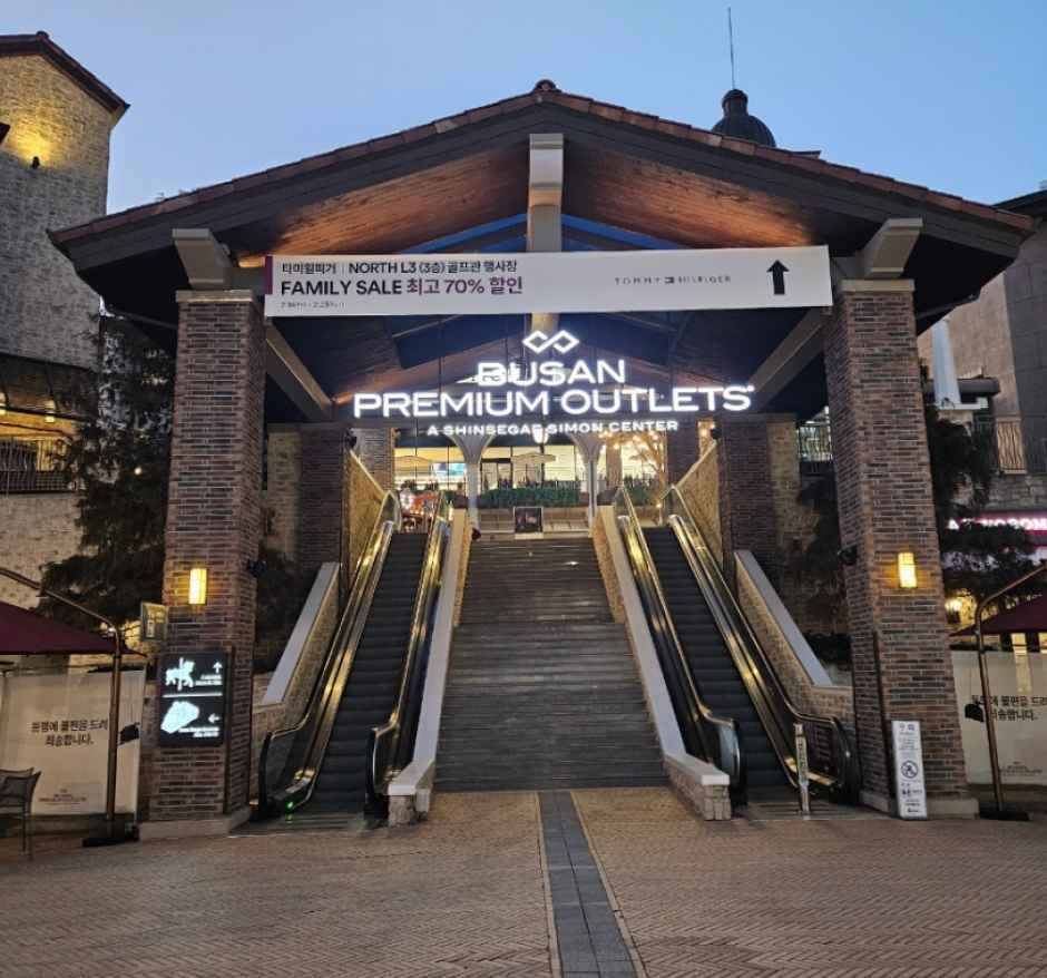 ANEW GOLF – Shinsegae Simon Premium Outlet Busan Branch [Tax Refund Shop] (어뉴골프 신세계사이먼프리미엄아울렛 부산점)