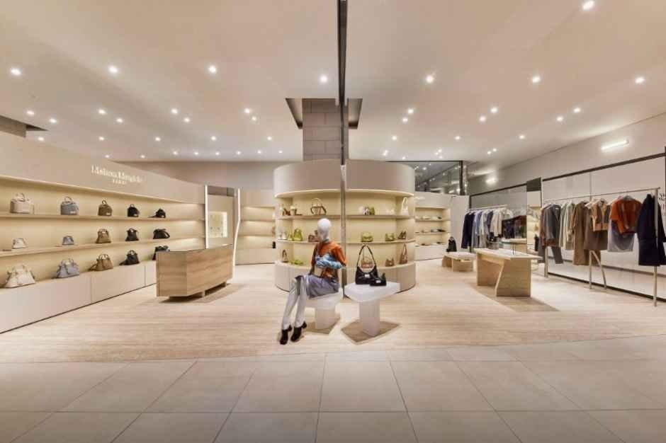 Maison Margiela – Shinsegae Department Store Centum City Branch [Tax Refund Shop] (메종마르지엘라 신세계백화점 센텀시티점)