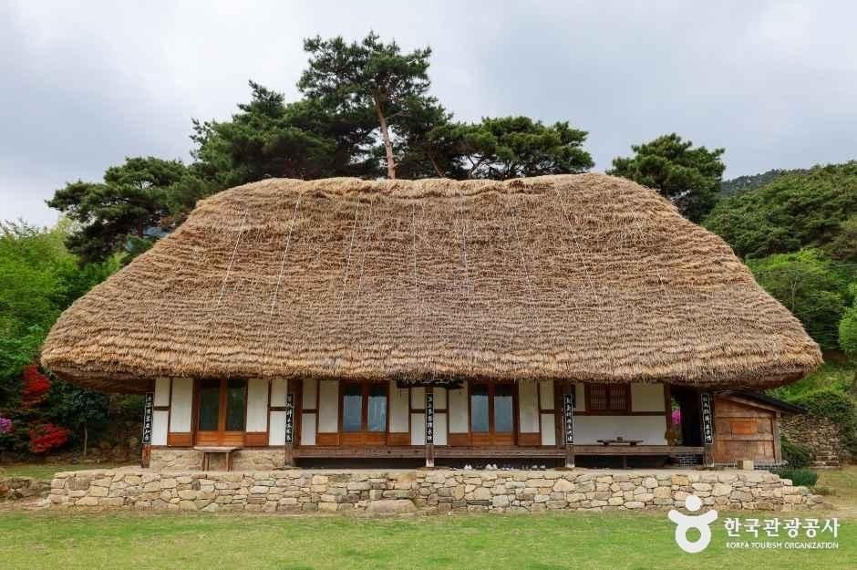 Maewoldang (매월당)