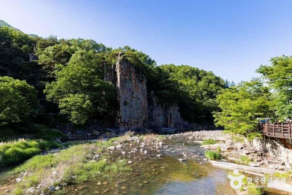 Sainam Rock (단양 사인암)