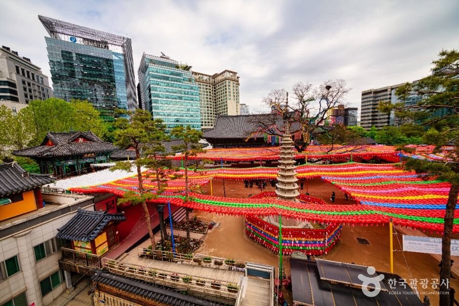 Jogyesa Temple (조계사(서울))