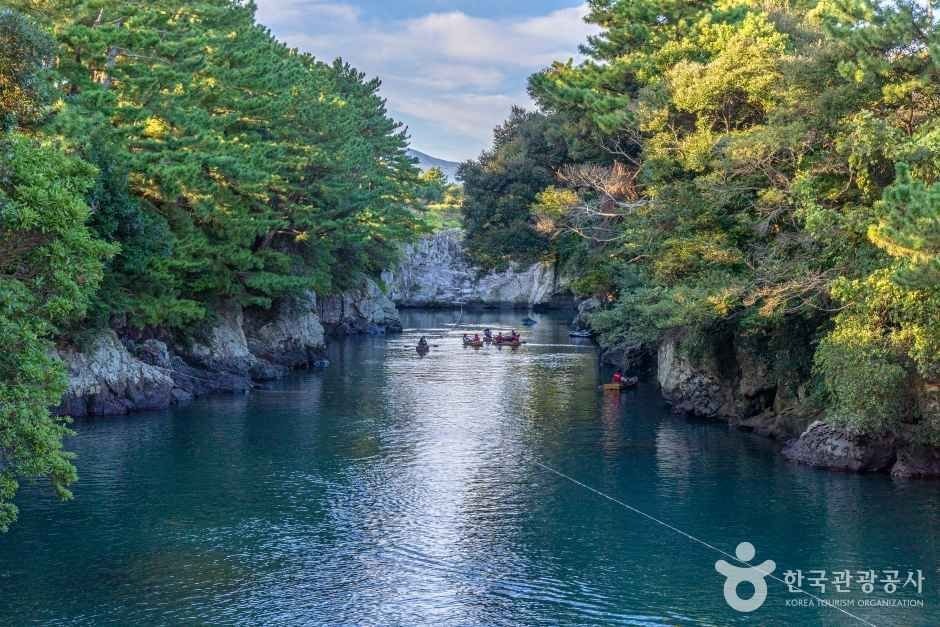 Soesokkak Estuary (쇠소깍)